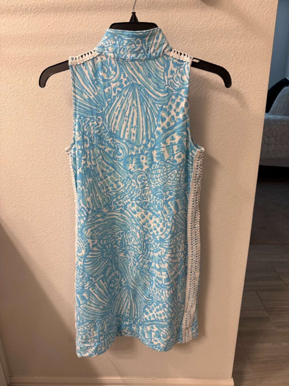 Lilly Pulitzer Sleeveless Seafoam Blue & White Printed Shift Dress - Picture 6 of 7